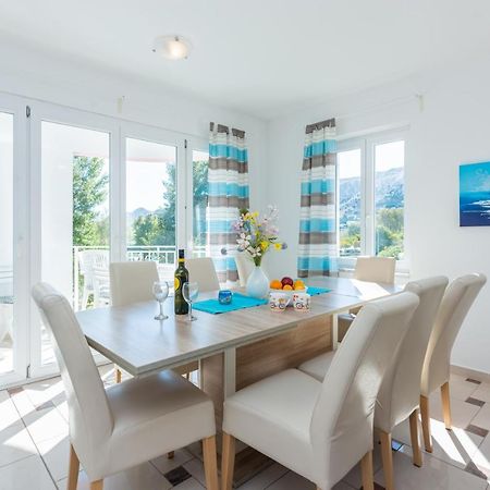 Beautiful Apartment Lovorka 6 , Baska, Krk المظهر الخارجي الصورة