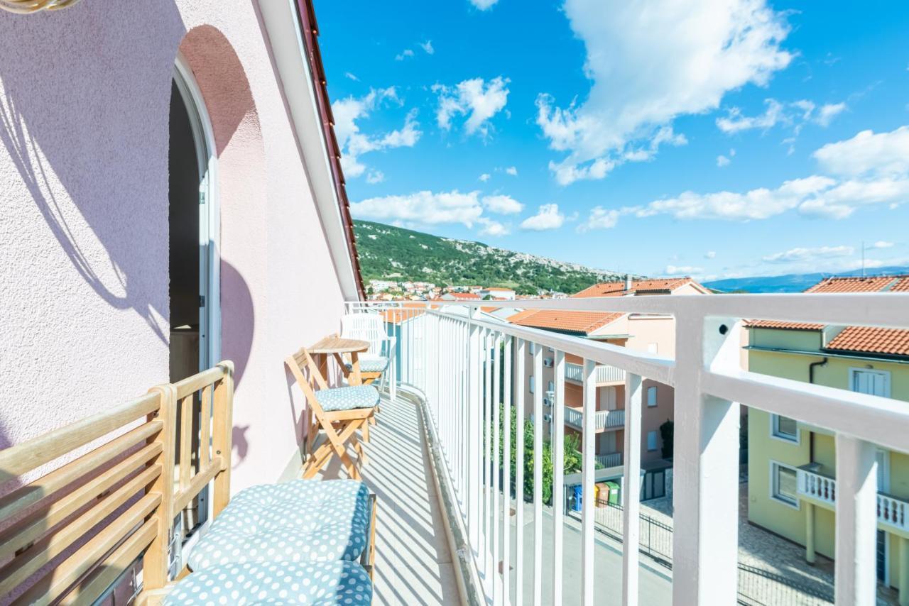 Beautiful Apartment Lovorka 6 , Baska, Krk المظهر الخارجي الصورة