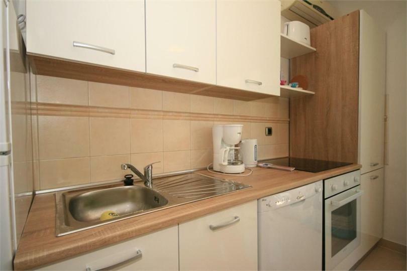Beautiful Apartment Lovorka 6 , Baska, Krk المظهر الخارجي الصورة
